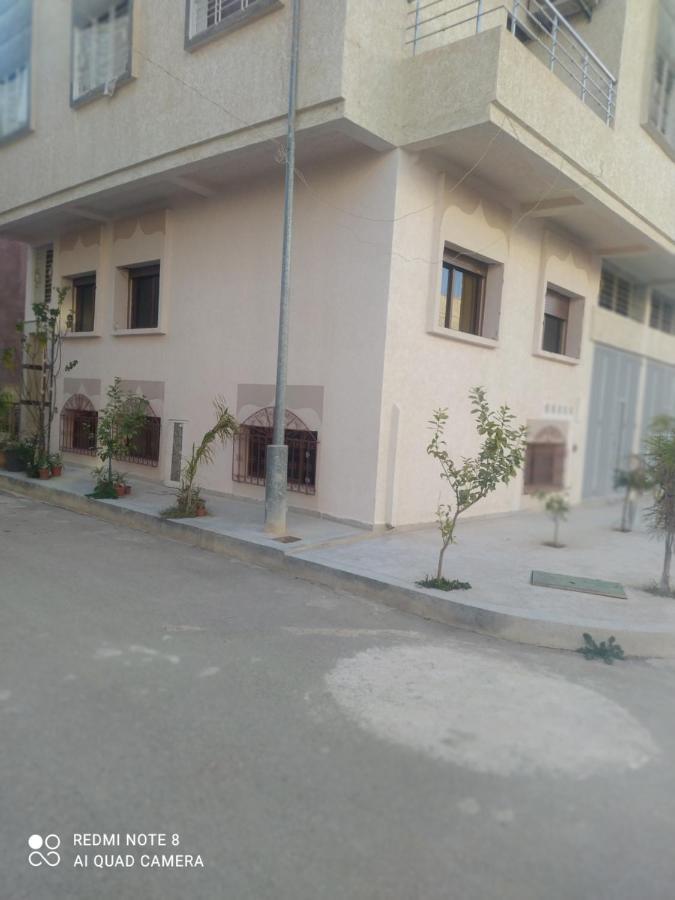 Duplex Pour Famille Seulement Apartment Fez Exterior photo
